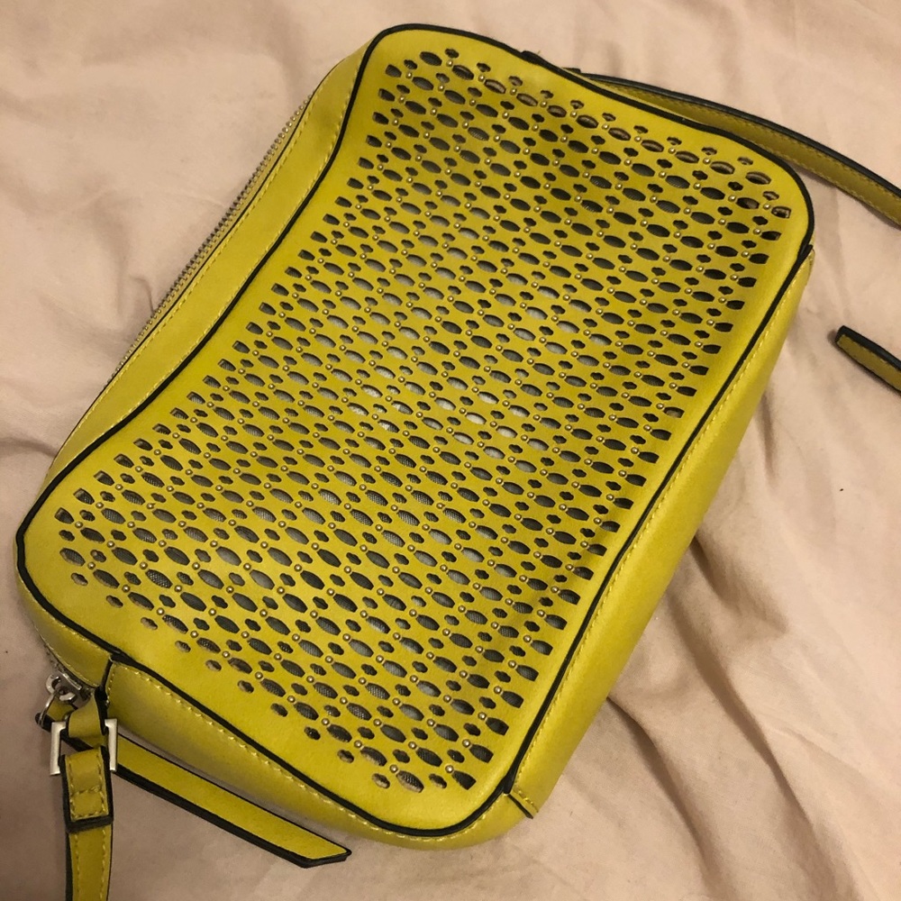 Women’s crossbody bag